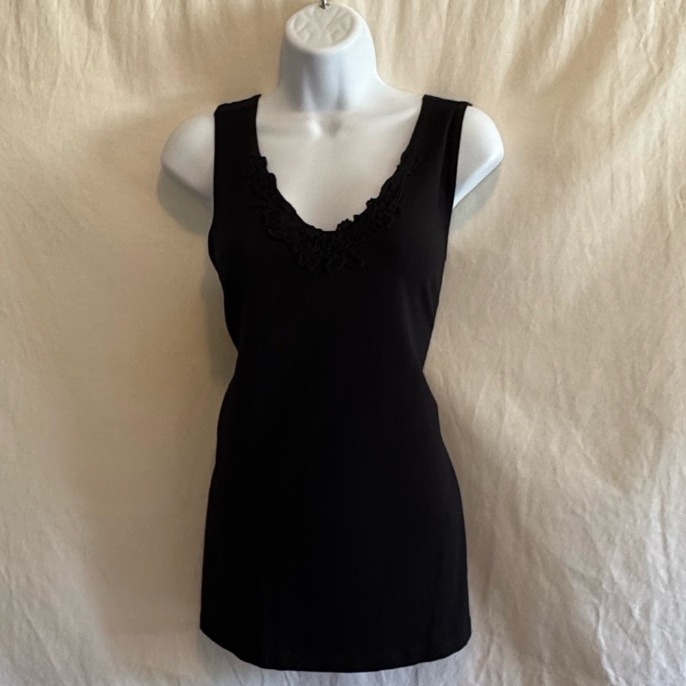 E-174 Susan Graver Black Lace Trim Sleeveless Pullover Blouse Size XL